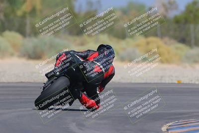 media/Sep-25-2023-Moto Forza (Mon) [[81ffa65e0a]]/B-C Group/Session 4 (Turn 2 Backside)/